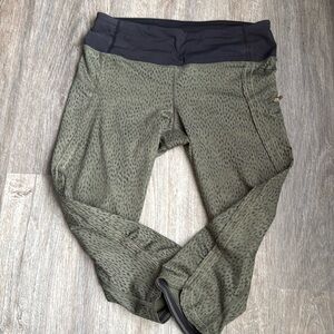 Lululemon Run: Top Speed Crop *Full-On Luxtreme